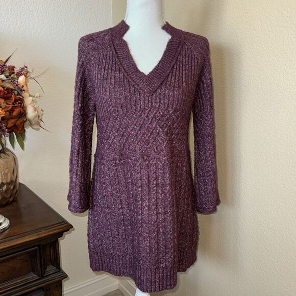 Cabi Chime Pullover Knit Sweater Burgundy Bell Sleeve #4066 Womans Size XS - Picture 4 of 5